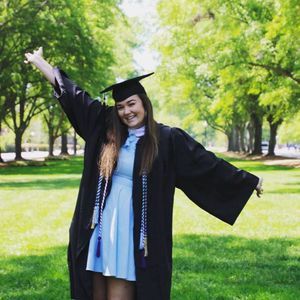 Meet your Posher, Haley